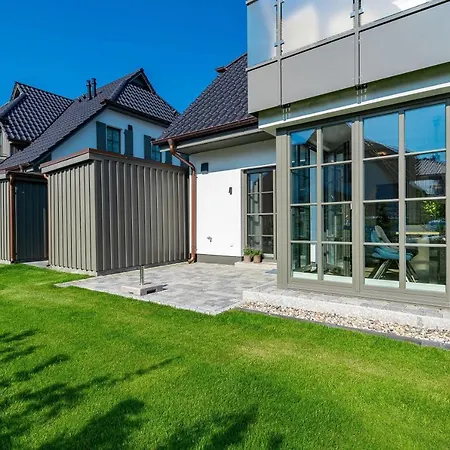 Schulstr_ 15 _sinja_ * Zingst